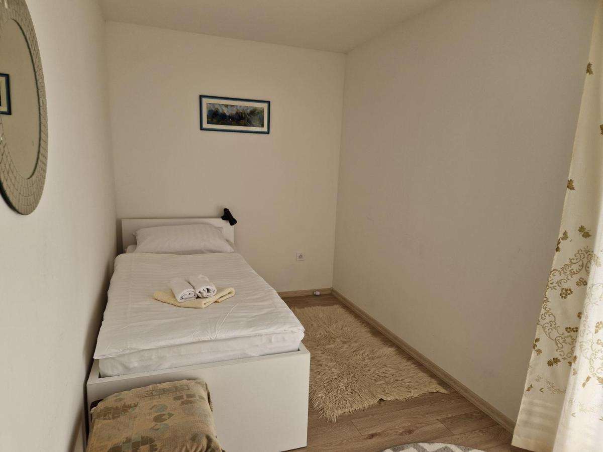 Potok Apartment *